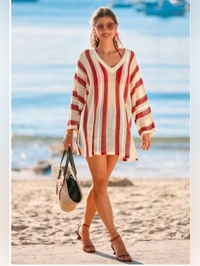 Open-Knit V-Neck Beach Cover-Up Sweater in Red & Cream